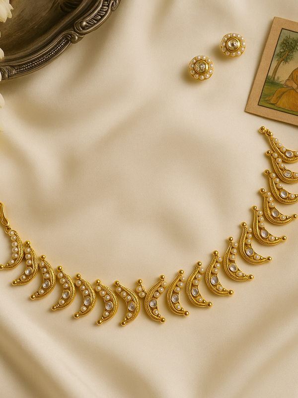 Crescent Kundan & Pearl Maatha Patti