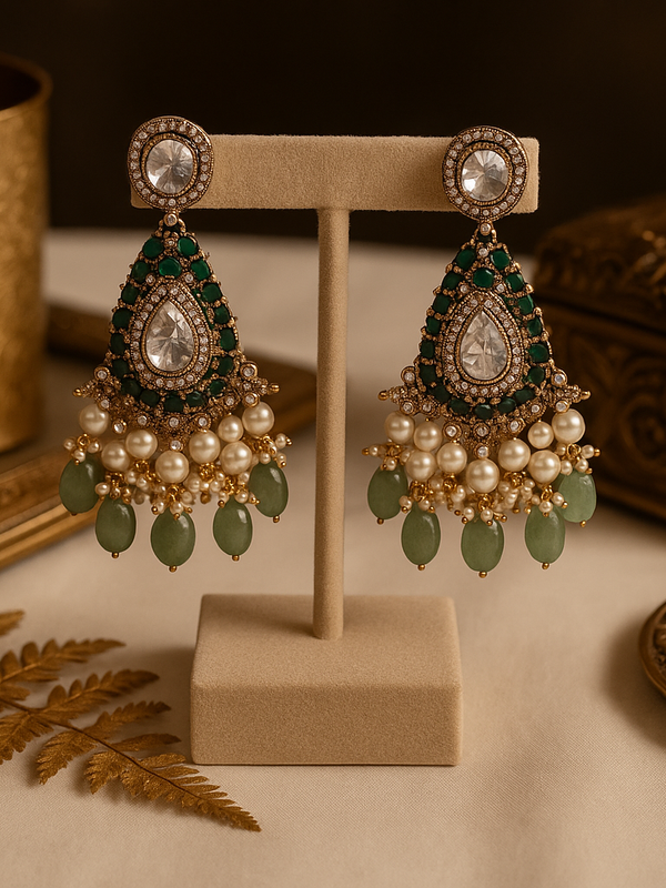 Emerald Kundan long pendant set
