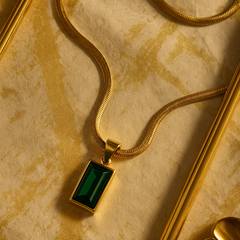 Emerald Noir Rectangle Pendant Necklace