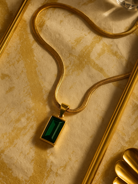 Emerald Noir Rectangle Pendant Necklace