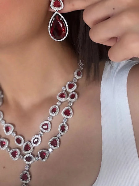 Crimson Glaze Diamond Necklace Set