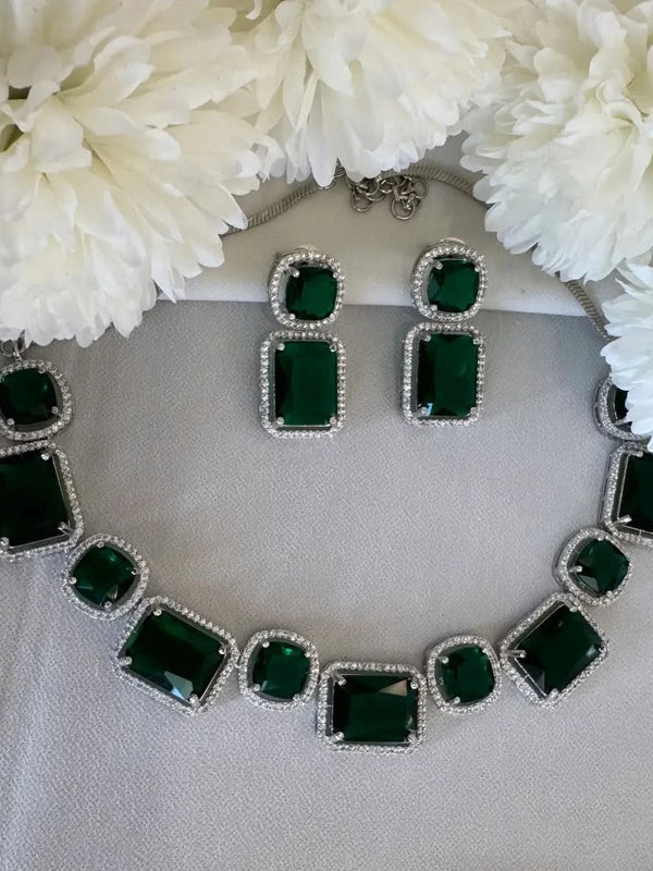 Imperial Emerald Diamond Necklace Set