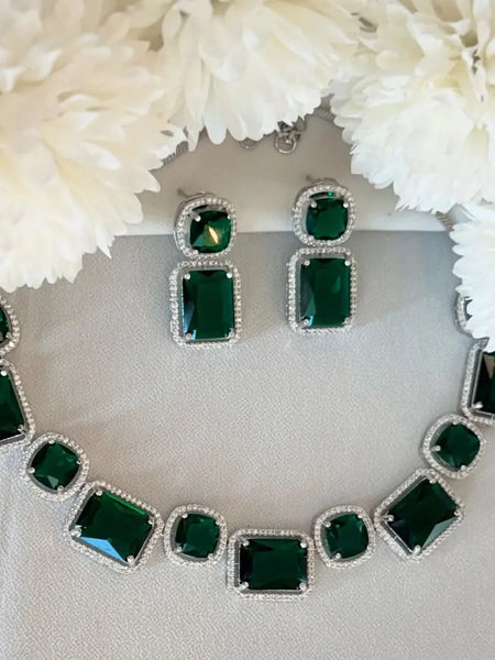 Imperial Emerald Diamond Necklace Set