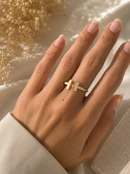 Twin T Ring