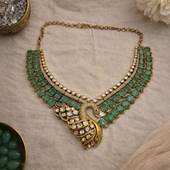 Emerald Swan Heritage Necklace Set
