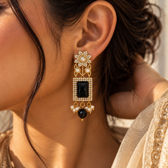 Noir Gul Earrings – Black Onyx-Inspired Statement Earrings