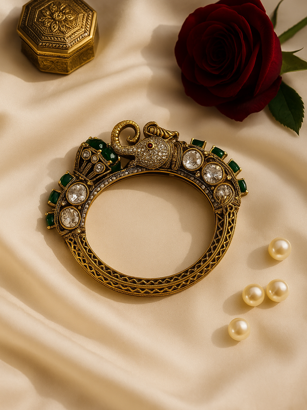 Emerald Elephant Kundan Bangle