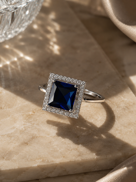 Neel Princess Halo Ring