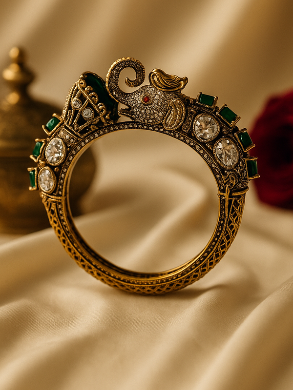Emerald Elephant Kundan Bangle