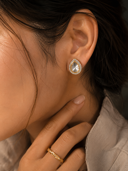 Aaina Kundan Studs
