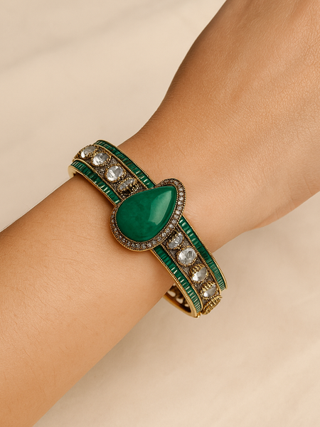 Emerald Kundan Statement Bangle