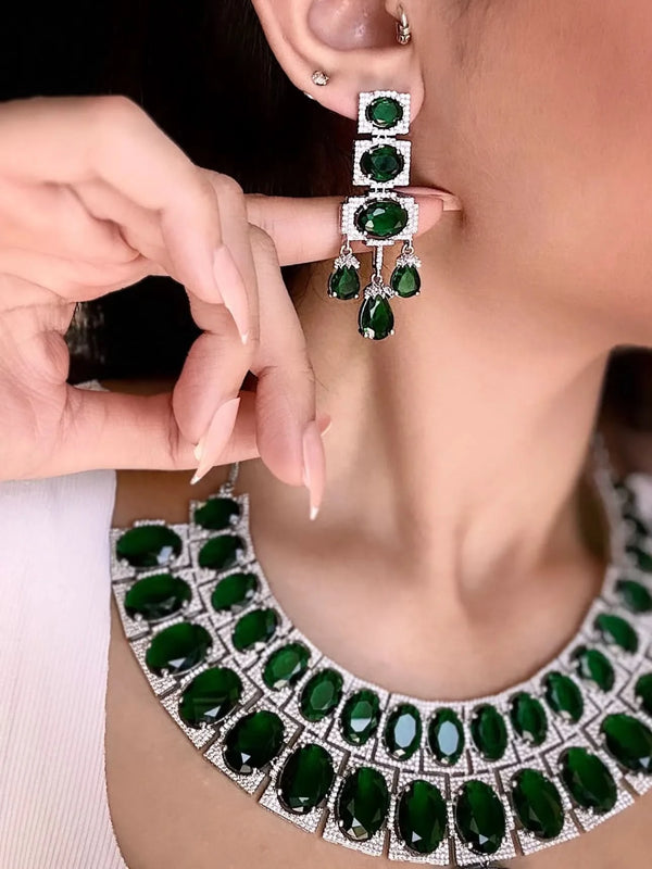 Emerald Dynasty Choker Set