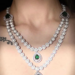 Pearl Empress set with pearls and emeralds
