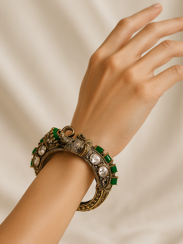 Emerald Elephant Kundan Bangle