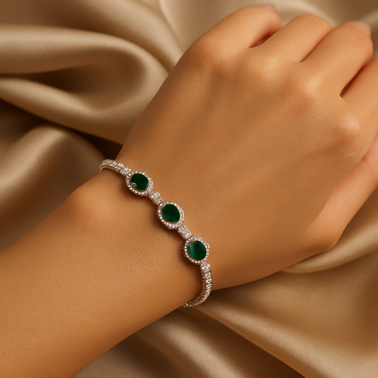Elara Emerald Bracelet