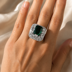 Zamrud Emerald Statement Ring