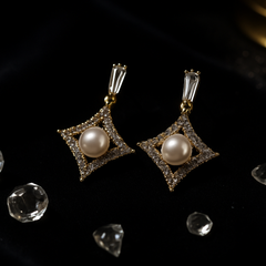 Astria Pearl Star Earrings