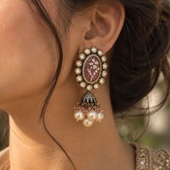 Gulnaar Pearl Jewellery Set