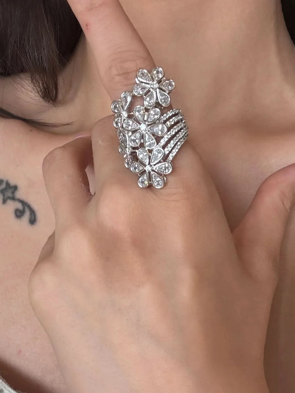 Falak Cluster Diamond Ring