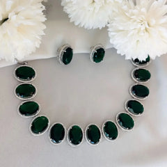 Emerald Aura Luxe Necklace Set
