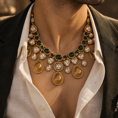 Zayaan Emerald Kundan Men’s Necklace
