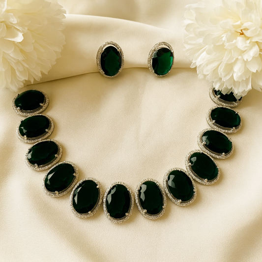 Emerald Aura Luxe Necklace Set