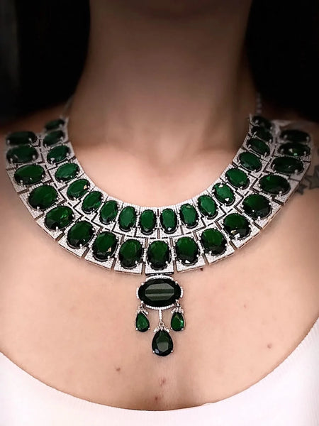 Emerald Dynasty Choker Set