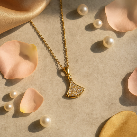 Gold Fan Pendant Necklace – Elegant Polished Finish, Adjustable Chain, Dainty Stone Detailing