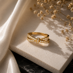 Éclat Criss Cross Ring