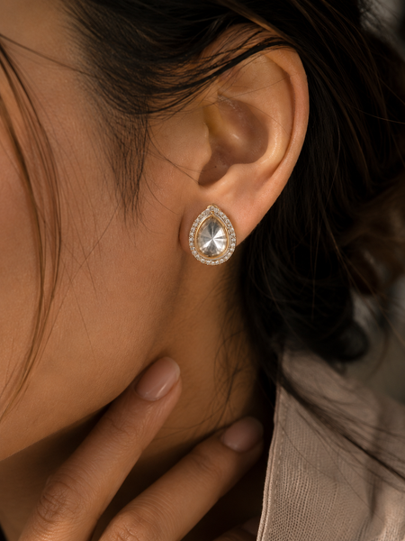 Aaina Kundan Studs
