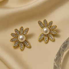 Aurora Pearl Stud Earrings