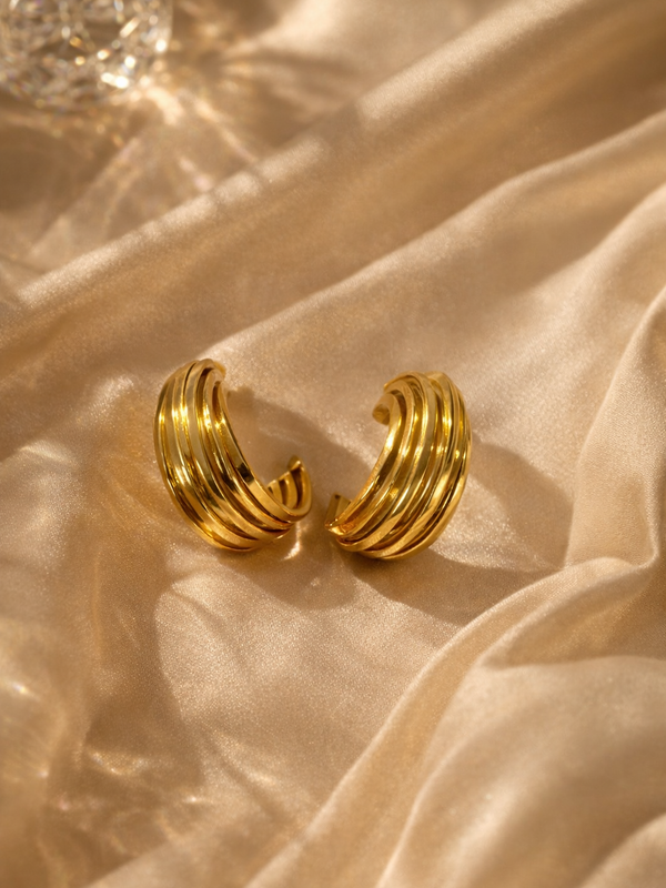 Aurelia Ribbed Gold Hoop Earrings
