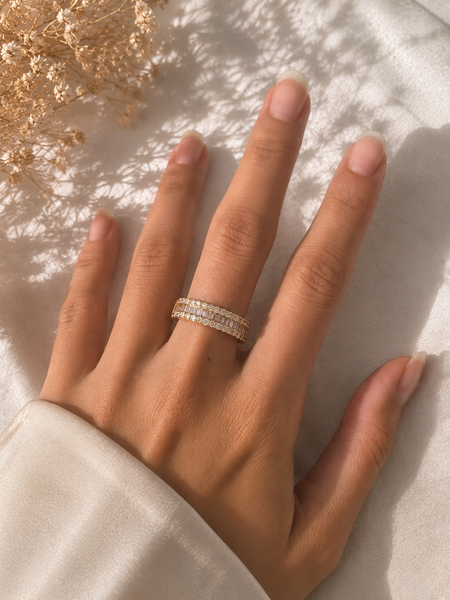 Lumière Baguette Ring