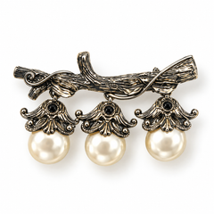 Elowen Victorian Pearl Brooch