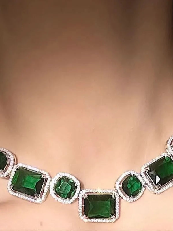 Imperial Emerald Diamond Necklace Set
