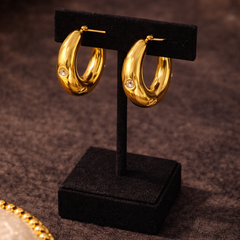 Solene Gold Oval Hoop Earrings