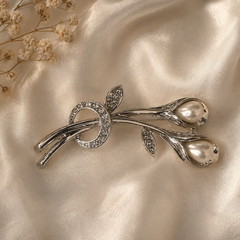 Silver Calla Pearl Brooch