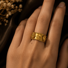Fleur Textured Gold Band Ring