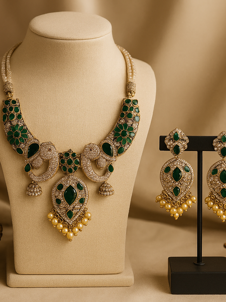 Majestic Emerald Elephant Motif Choker Set