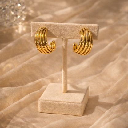 Aurelia Ribbed Gold Hoop Earrings