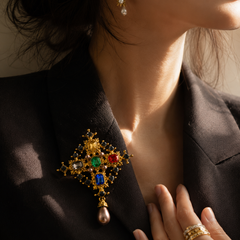 Regal Cross Heritage Brooch
