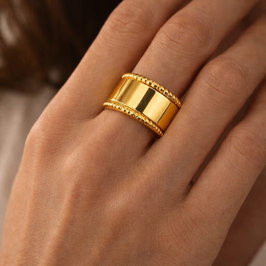Aurelia Edge Gold-Plated Band Ring