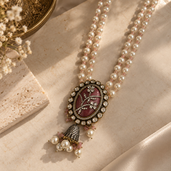 Gulnaar Pearl Jewellery Set