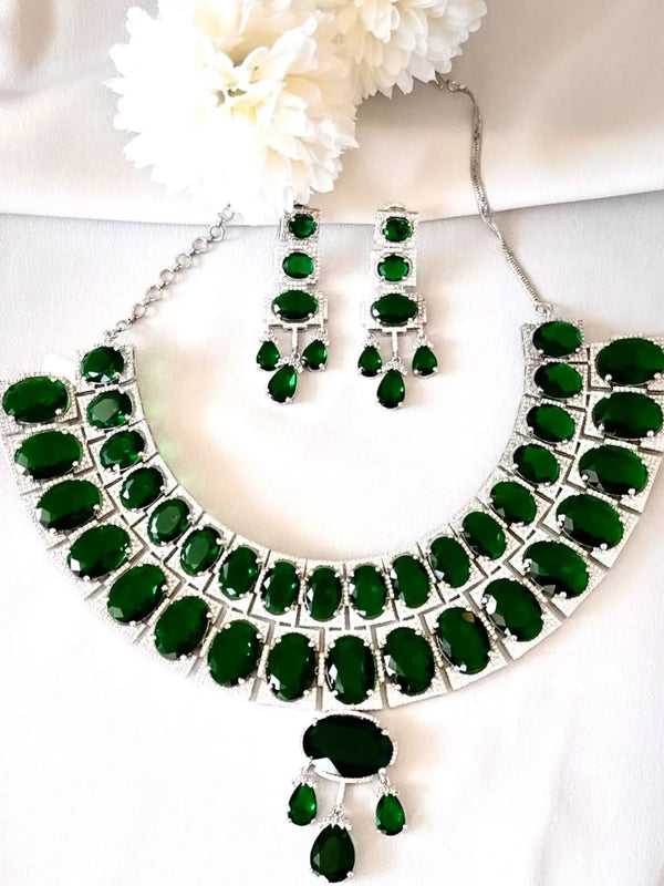 Emerald Dynasty Choker Set