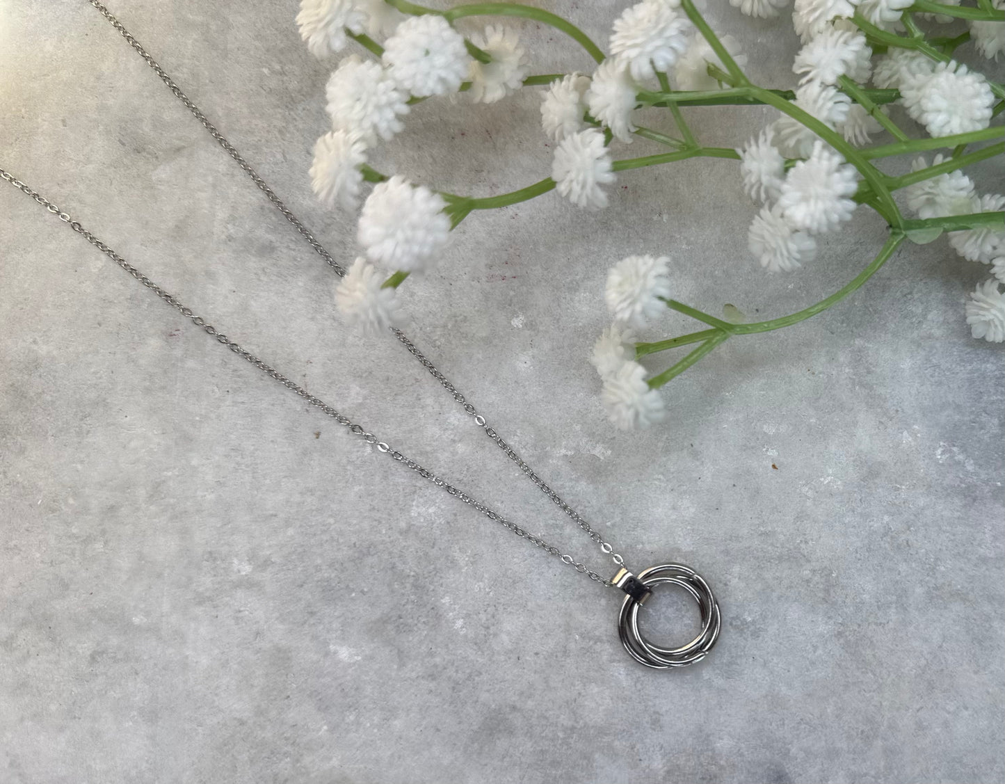 Silver Interlocking Rings Pendant Necklace