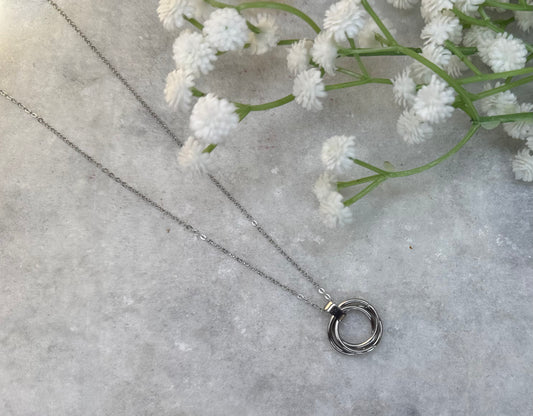 Silver Interlocking Rings Pendant Necklace