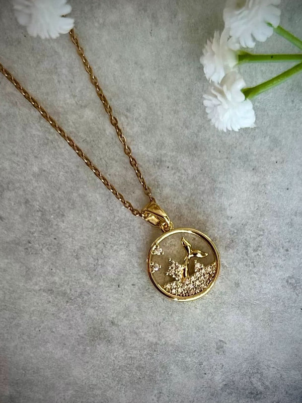 Gold Fish Pendant Necklace