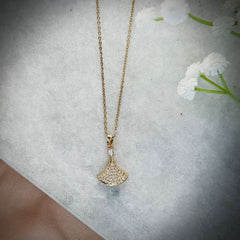 Gold Fan Pendant Necklace