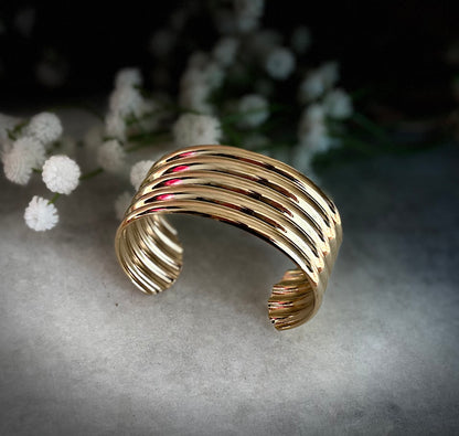 Gold Ribbed Cuff Bracelet – Bold Multi-Band Design
