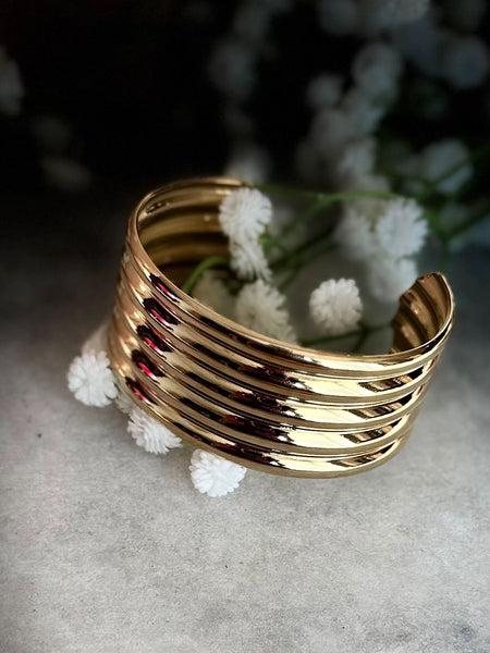 Gold Ribbed Cuff Bracelet – Bold Multi-Band Design